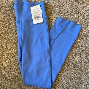 Fabletics blue leggings